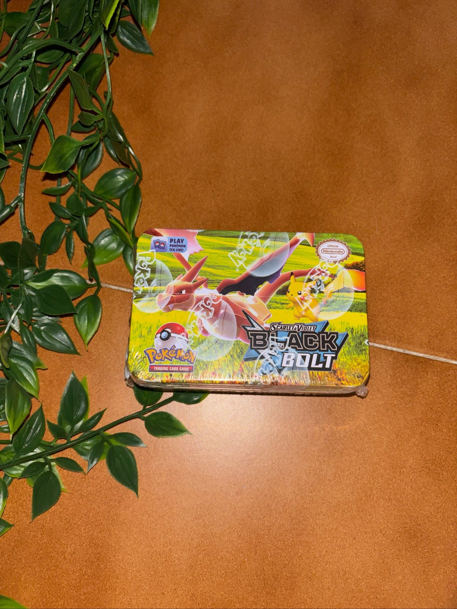 Caja metálica Pokémon black and bolt